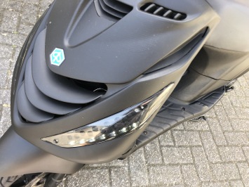 GAVE PIAGGIO ZIP SP 45KM BROM MAT ZWART BJ2018 7000KM