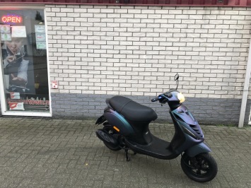 GAVE PIAGGIO ZIP SP 45KM BROM CAMELEON  BJ2012 4000KM