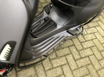 SPECIAL VESPA SPRINT S MAT GREY  SPECIAL VOL OPTIES BJ2025 0KM