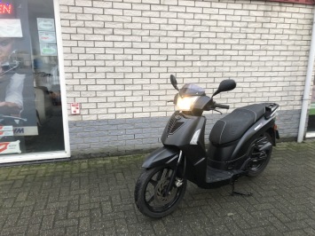 MOOIE KYMCO PEOPLE S 45KM BROM MAT ZWART BJ2016 8.000KM