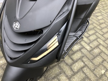 GAVE PIAGGIO ZIP SP 45KM BROM MAT ZWART BJ2018 9000KM