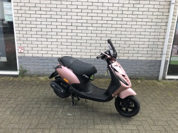  GAVE PIAGGIO ZIP SP 4-TAKT MAT ROSE GOLD BROM BJ2020 7000KM  45km