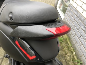 GAVE PIAGGIO ZIP SP 45 4-TAKT MAT BLACK BROM BJ2022 11000KM