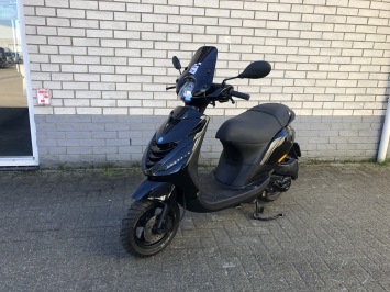 GAVE PIAGGIO ZIP SP 45 4t 80cc MAT ZWART BROM  BJ2013 13.000KM 