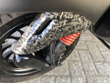 DIKKE VESPA SPRINT S 45KM BROM MAT BLACK 8000KM BJ2021
